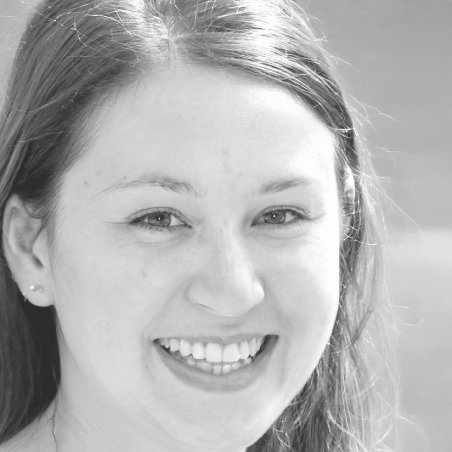 Rowena Blackwood, Lead Research Instructor